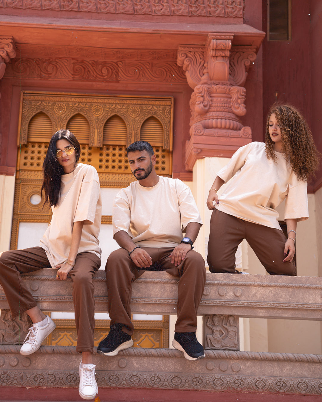 Premium T-Shirt & Pants Set – Coordinated Style