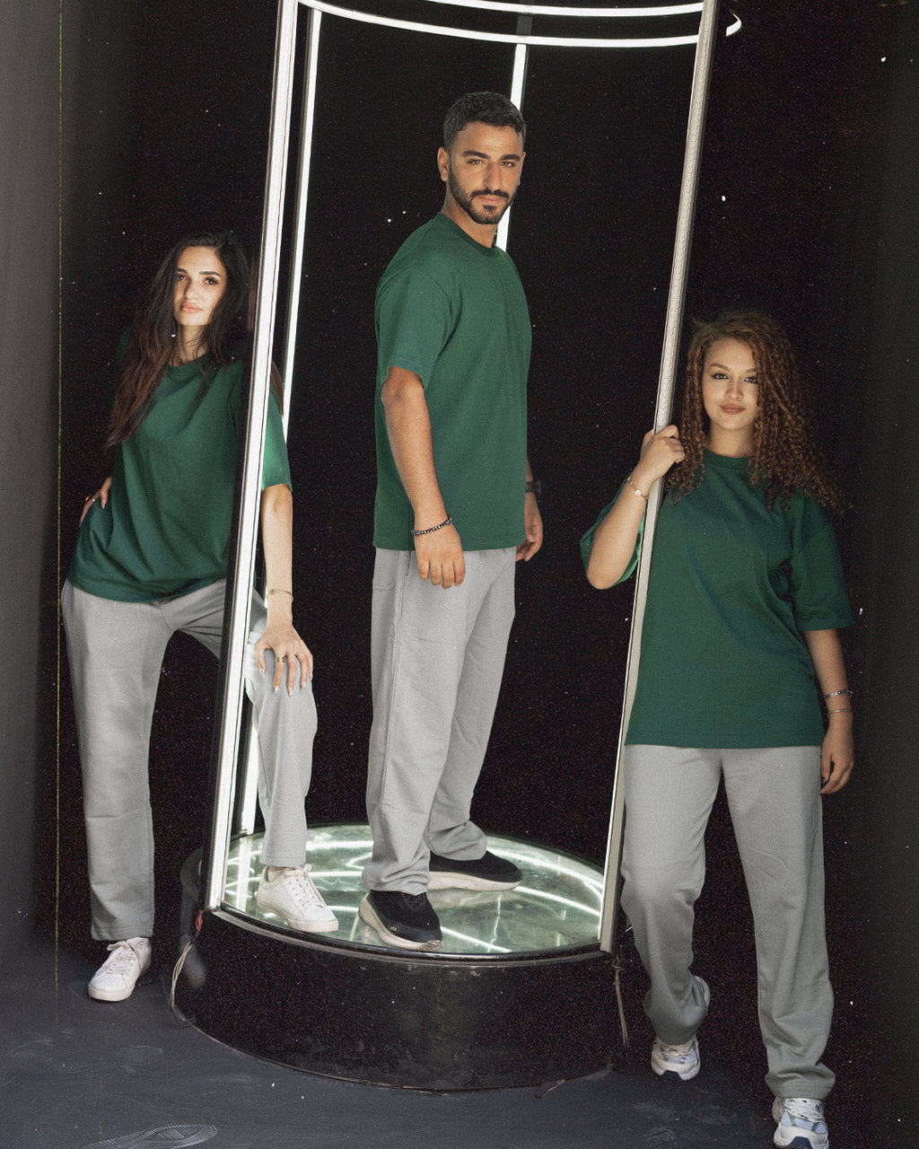 Title: Urban Style Outfit Set – Green T-Shirt & Grey Pants