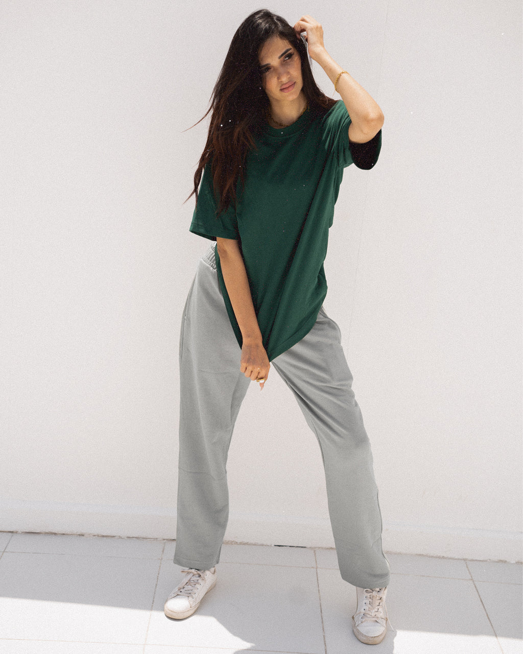 Title: Urban Style Outfit Set – Green T-Shirt & Grey Pants